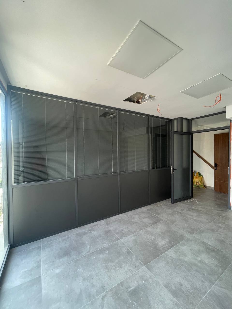 Cloison aluminium bureau Casablanca - réalisation 7